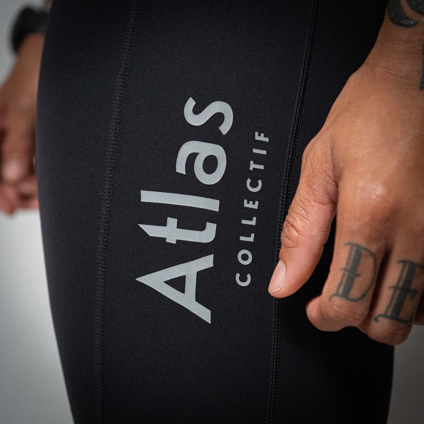 Atlas Collectif - Illumi Trax Full Running Tights - Black - Men's