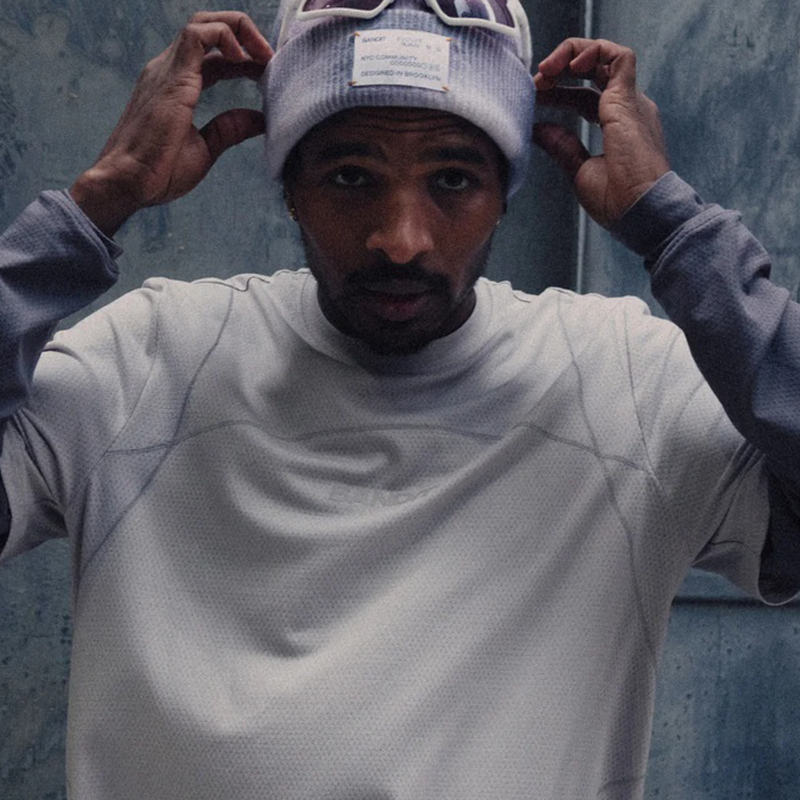 Bandit  - Micromesh™ Reflecto Stitch™ Run Tee - Ash - Men's