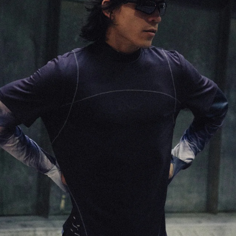 Bandit  - Micromesh™ Reflecto Stitch™ Run Tee - Shadow - Men's